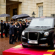 Illustration for article titled Londons New Taxi Cab Is A Retro-Looking Hybrid From Chinas Geely